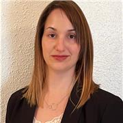 Puedo dar clases de informatica a principiantes, lectura, escritura, filosofia, etc. Gente joven, mayor…